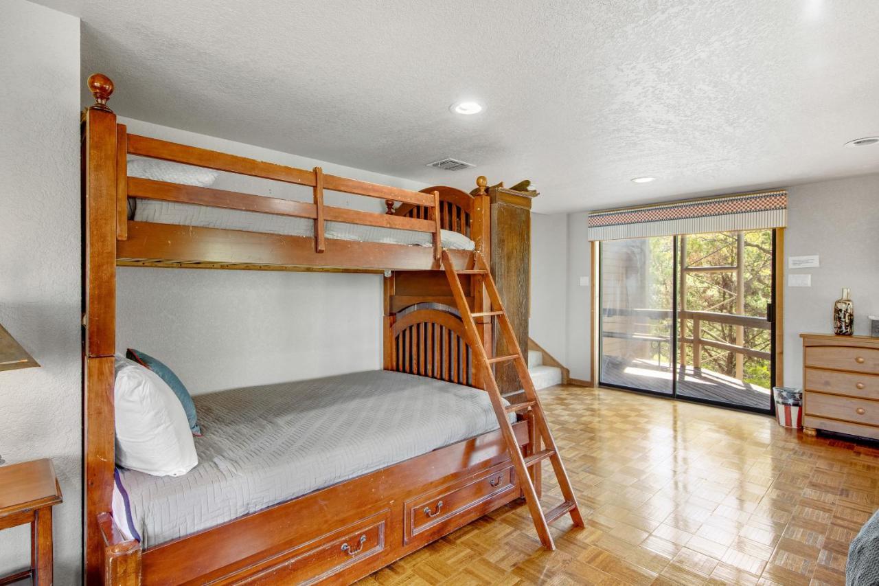 Spicewood Treehouse Βίλα Εξωτερικό φωτογραφία